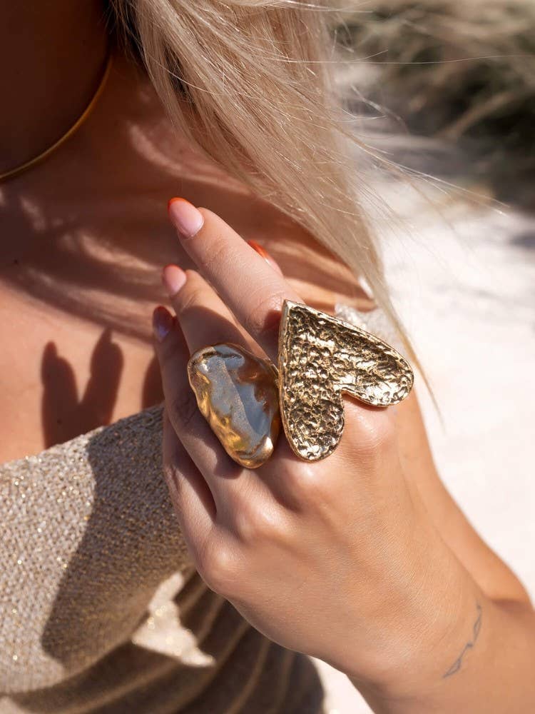 Ntelia Heart Ring