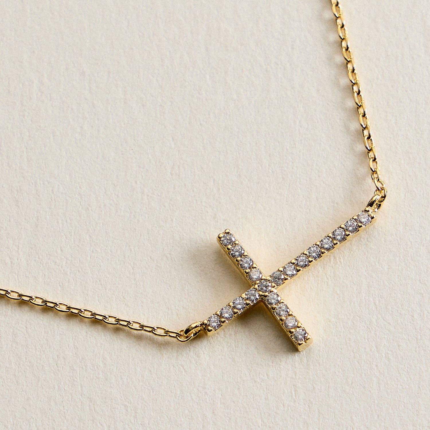 Keep the Fait Necklace