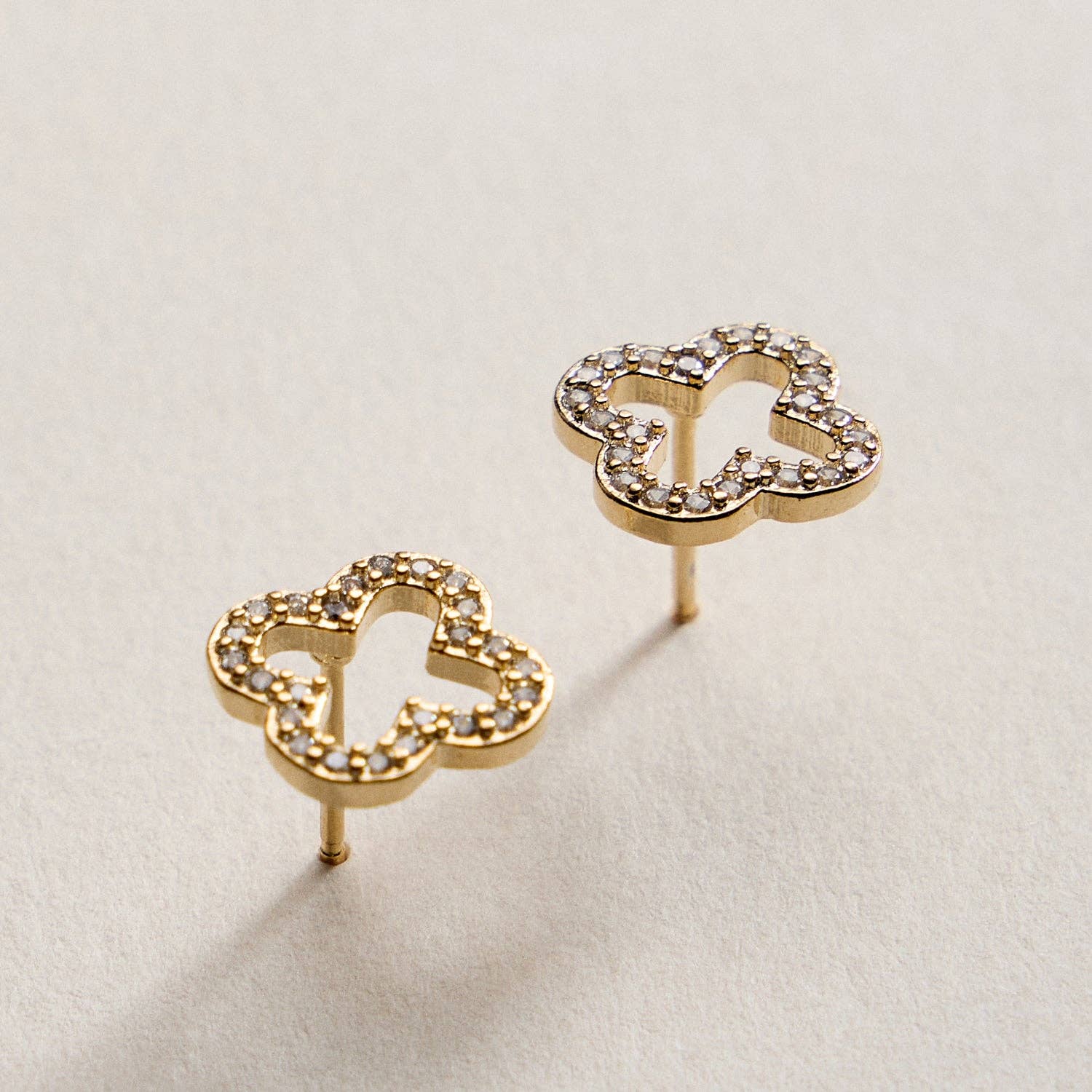 Clover Glow Studs