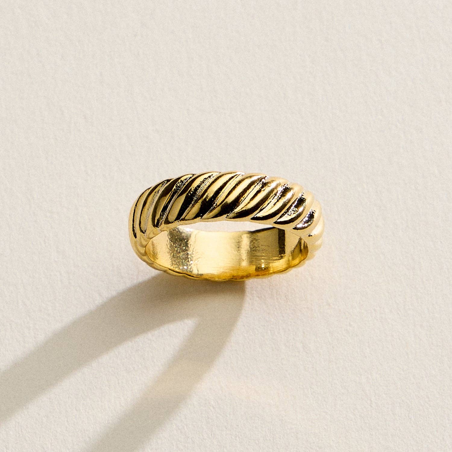 Riviera Ring